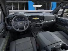 2026 Chevrolet Silverado 2500HD ZR2 - Photo 15