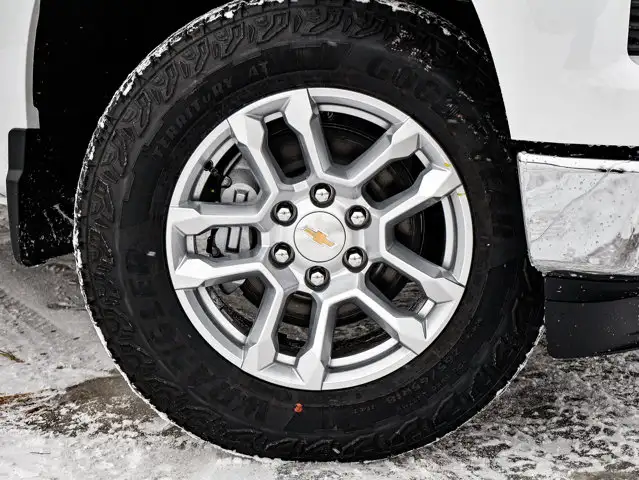 2026 Chevrolet Silverado 1500 LT - Photo 6