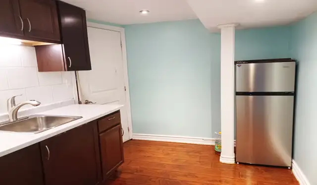 Basement Apartment for Rent - Photo 4