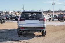 2026 GMC Acadia Denali Ultimate - Photo 7