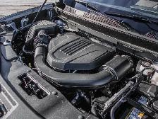 2026 GMC Acadia Denali Ultimate - Photo 12