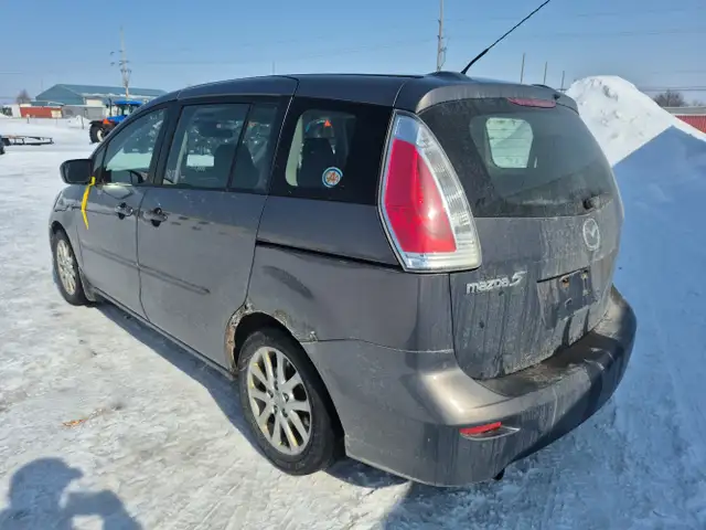 2009 Mazda Mazda5 - Photo 3