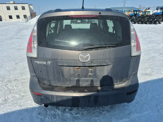 2009 Mazda Mazda5 - Photo 4