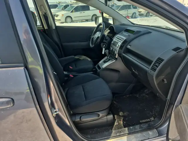2009 Mazda Mazda5 - Photo 25