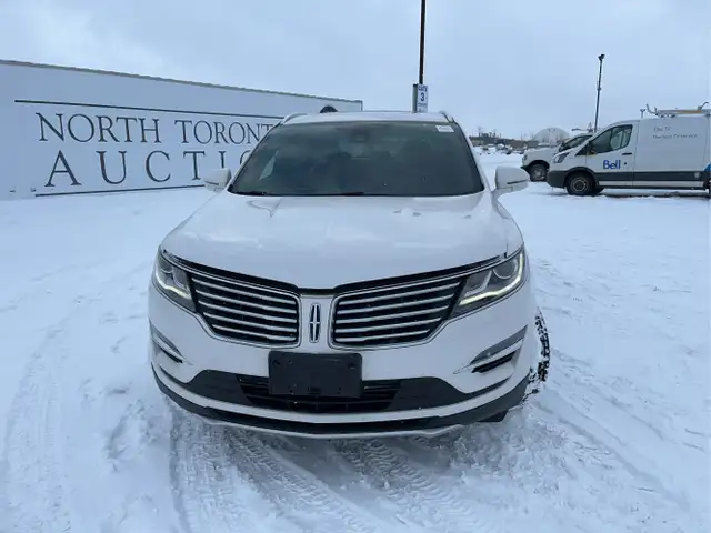 2017 Lincoln MKC - Photo 2