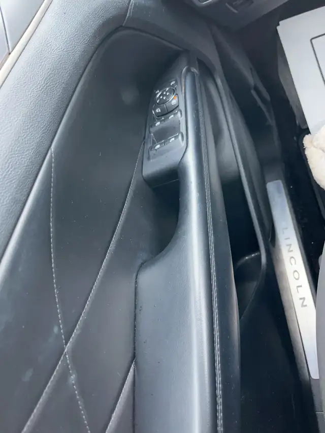 2017 Lincoln MKC - Photo 23