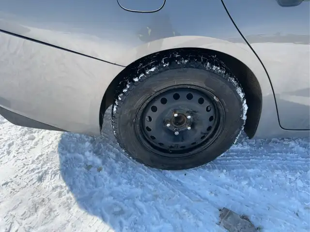 2017 Chevrolet Malibu - Photo 9