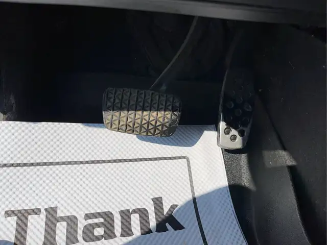 2017 Chevrolet Malibu - Photo 19