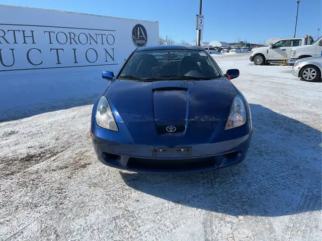 2002 Toyota Celica - Photo 2