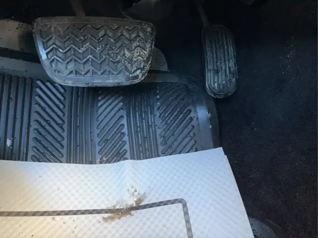 2002 Toyota Celica - Photo 22