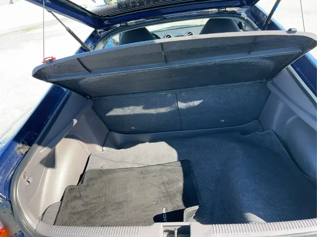 2002 Toyota Celica - Photo 26