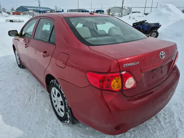 2010 Toyota Corolla - Photo 3