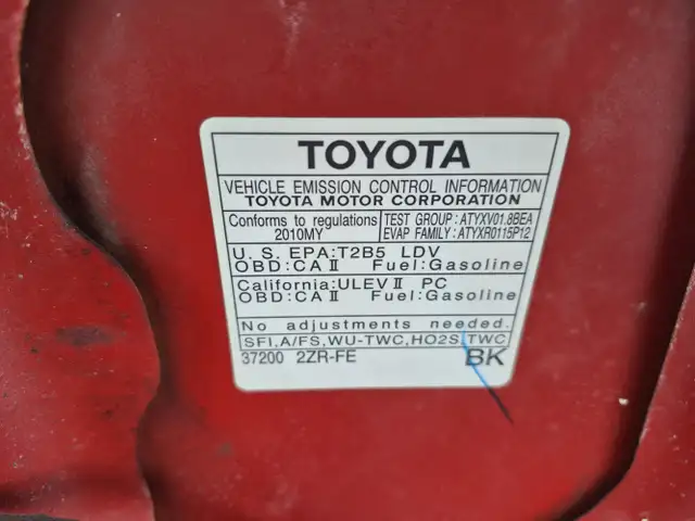 2010 Toyota Corolla - Photo 12