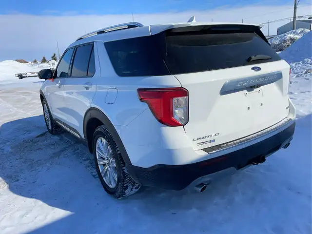 2020 Ford Explorer Hybrid - Photo 3