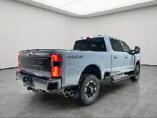 2026 Ford Super Duty F-350 SRW Platinum - Photo 6