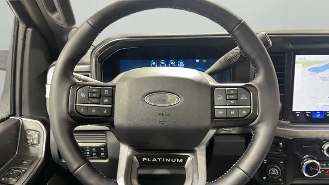 2026 Ford Super Duty F-350 SRW Platinum - Photo 12