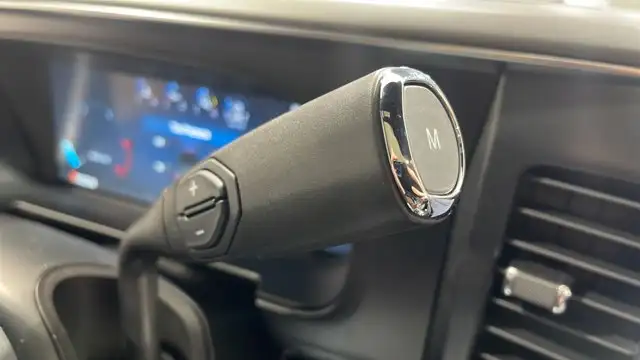 2026 Ford Super Duty F-350 SRW Platinum - Photo 15