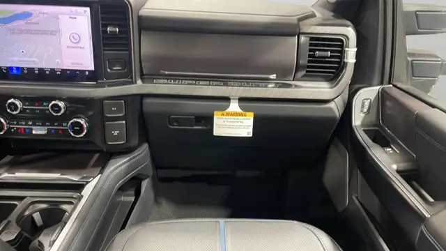 2026 Ford Super Duty F-350 SRW Platinum - Photo 25