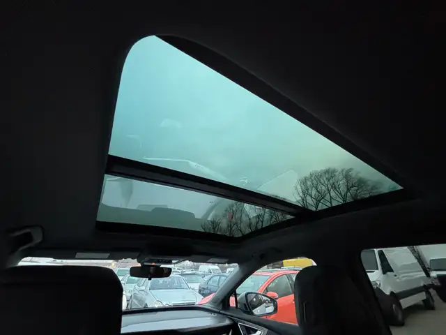 2023 Audi Q4 e-tron 50 quattro - Photo 27