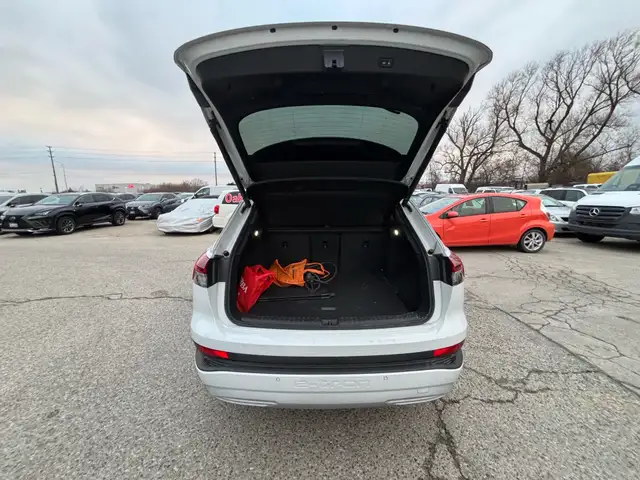2023 Audi Q4 e-tron 50 quattro - Photo 28