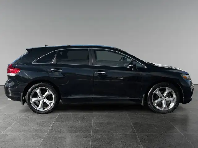 2013 Toyota Venza LE / AWD - Photo 8