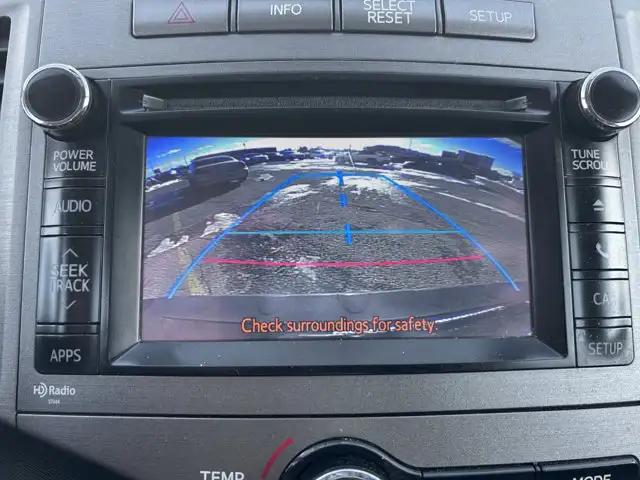 2013 Toyota Venza LE / AWD - Photo 13