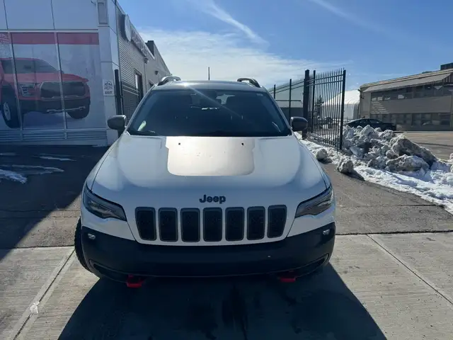 2019 Jeep Cherokee Trailhawk - Photo 3