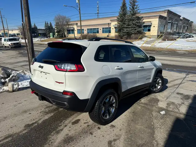 2019 Jeep Cherokee Trailhawk - Photo 5
