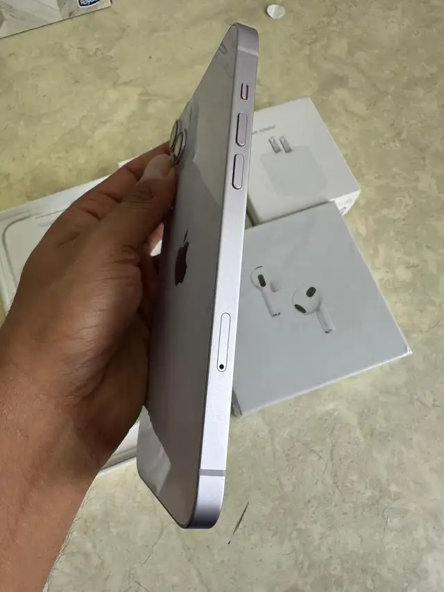 iPhone 14 PLUS 128gb Airpods/Fast Charger/Delivery - Photo 3