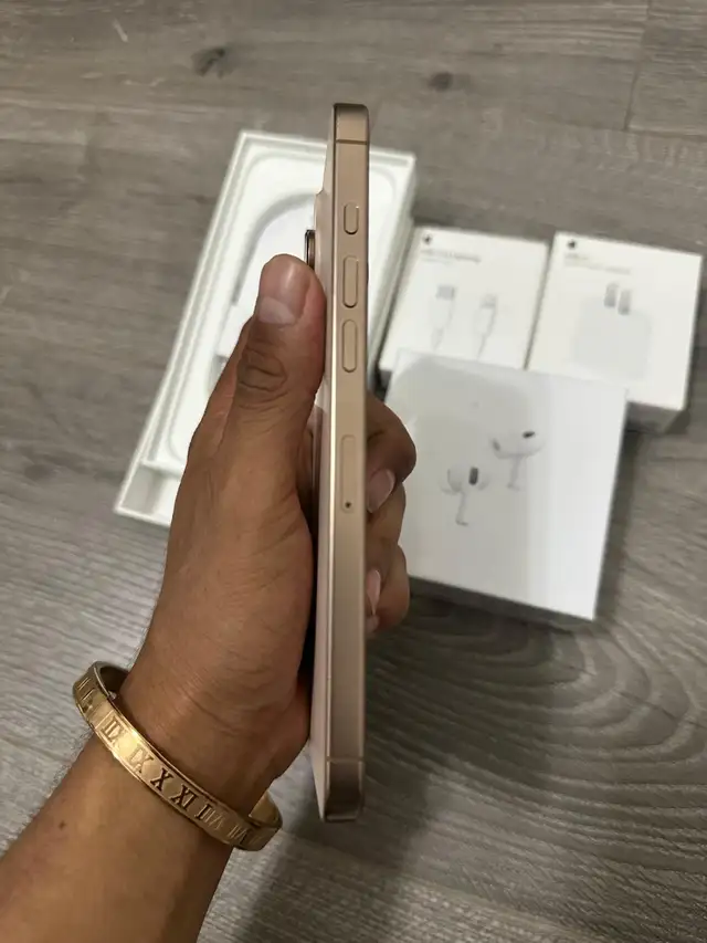 iPhone 16 Pro Max 256GB AIRPODS PKG/DELIVERY - Photo 2