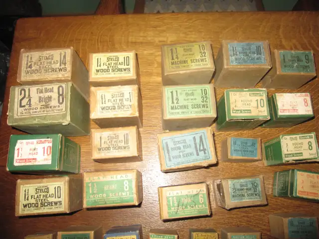 NEW OLD STOCK SLOTTED FLAT HEAD,ROUND HEAD,WOOD ,MACHINE SCREWS - Photo 2