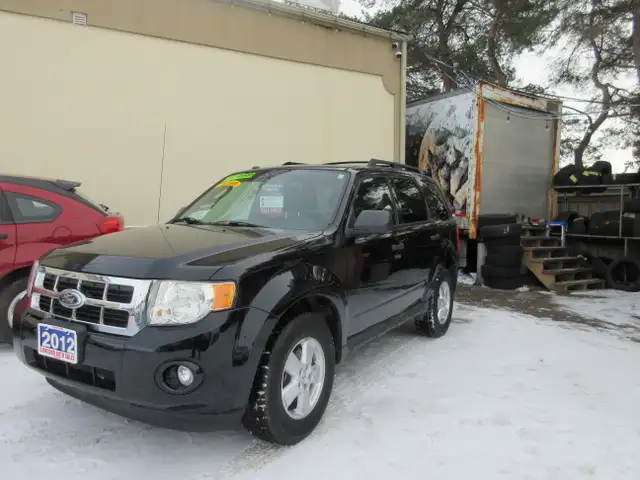 2012 Ford Escape XLT - Photo 3