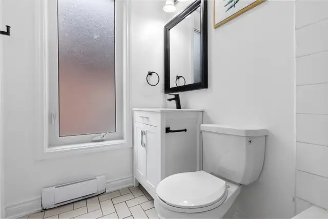 uOttawa Cozy LARGE studio, 5 min to Campus, FREE Internet, Avail - Photo 8