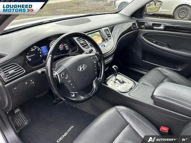 2012 Hyundai Genesis 3.8L Premium 4D Sedan - Photo 10