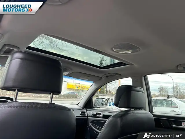 2012 Hyundai Genesis 3.8L Premium 4D Sedan - Photo 18