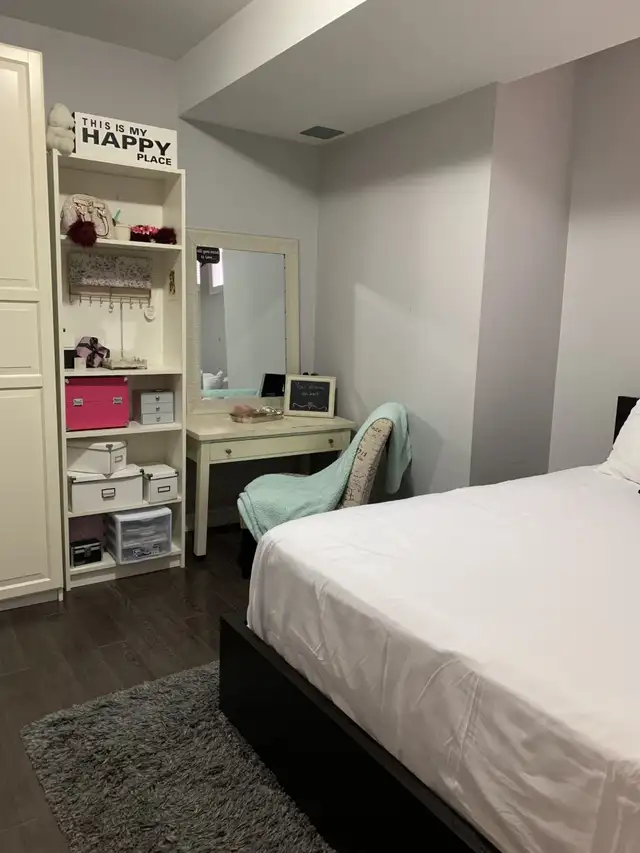 1 Bedroom Basement Apartment – Single/Couple - Photo 7