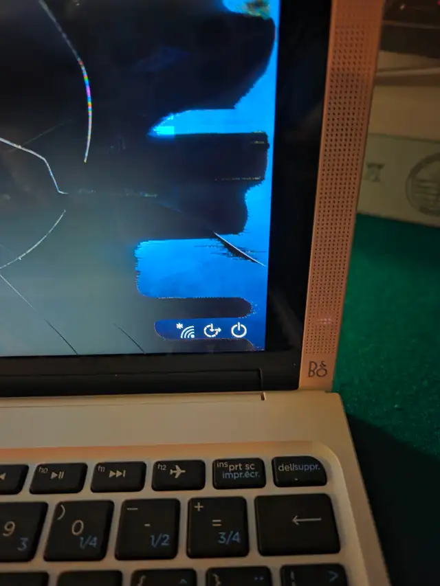 HP Pavilion x2 64GB-Barely Used-for parts or repair - Photo 5