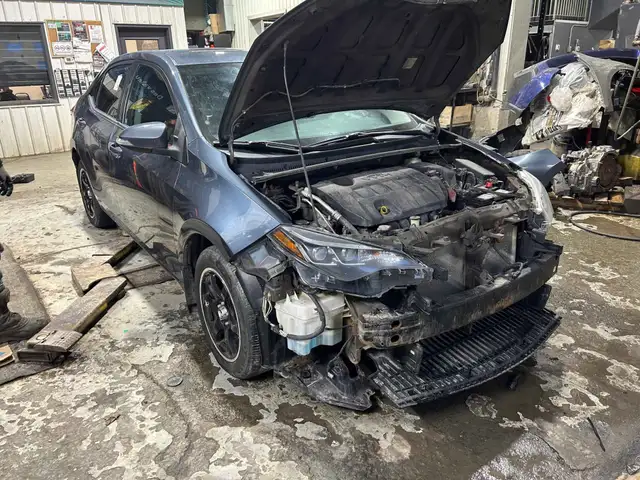 2017 Toyota Corolla SE - Photo 5