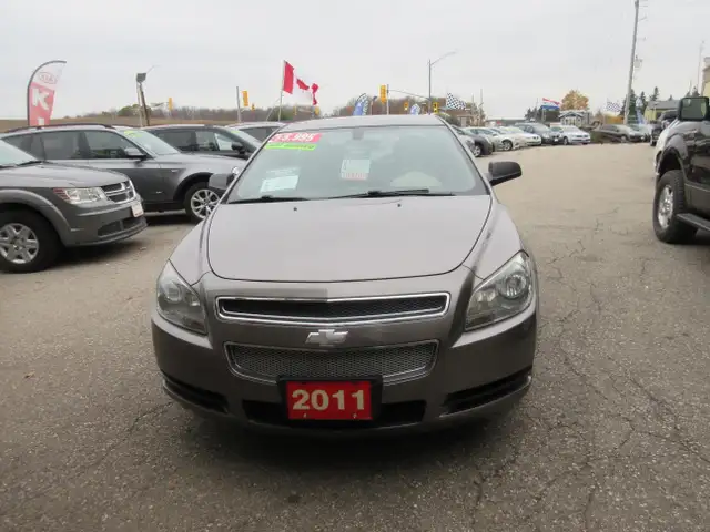 2011 Chevrolet Malibu LS - Photo 2
