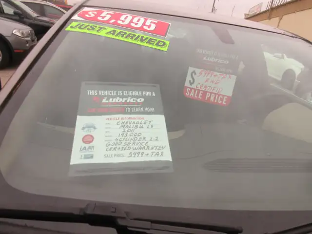 2011 Chevrolet Malibu LS - Photo 4