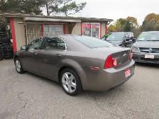 2011 Chevrolet Malibu LS - Photo 9