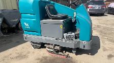 Tennant T-15 Commercial Cleaning Machine for Sale