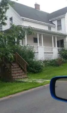 QUIET NON-SMOKING Room with Private Bath