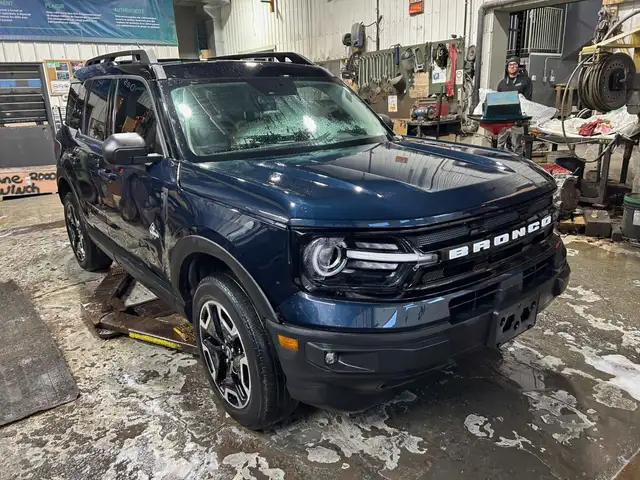 2022 Ford Bronco Sport Outer Banks - Photo 2