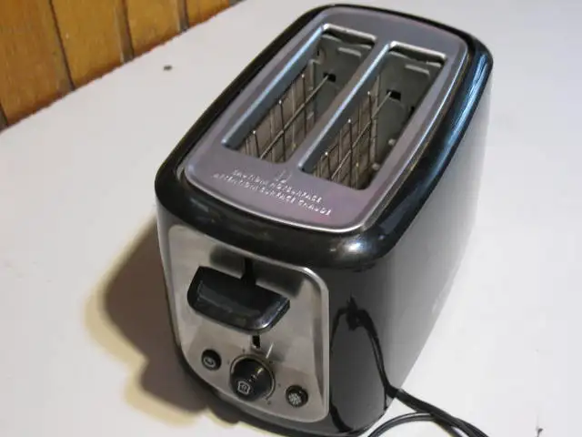 Toastmaster 2 Slice Toaster - Photo 6