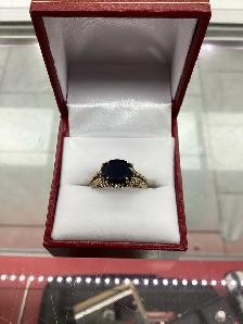 bague en or pierre ovale noir