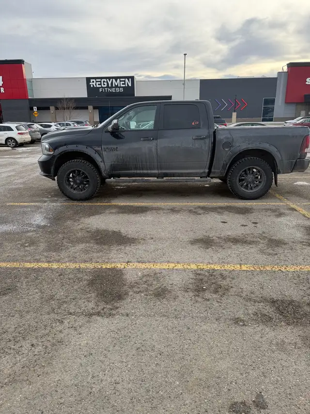 2017 Dodge Ram 1500 Sport - Photo 2