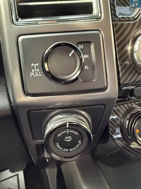 2018 FORD F-150 SUPERCREW  5.0 LITRE ENGINE  CLEAN CARFAX - Photo 20