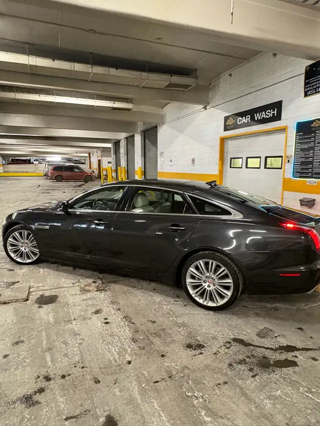 Jaguar XJ-L ‘Portfolio’ AWD - Photo 3