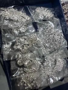 Brooches for Dresses - Photo 3